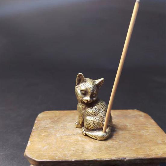 Латунная статуэтка кошки, маленькая статуэтка кошки, держатель для благовоний, настольный ретро-мини-кошачий орнамент для домашнего офиса, чайного столика, автомобиля