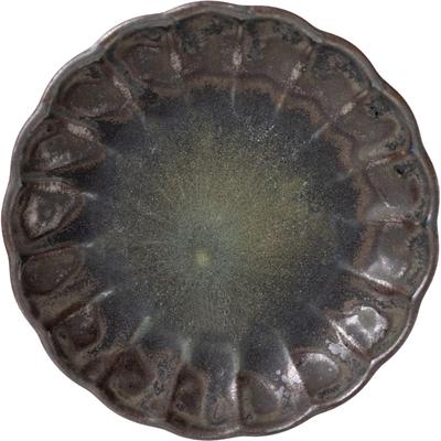 Minoru Pottery Dusk 90см Маленькая тарелка в форме хризантемы, Моховой черный