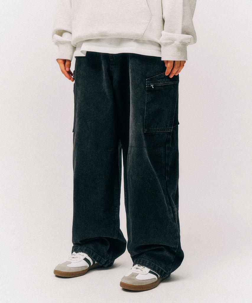 PHYSICAL DEPARTMENT Carpenter Zipper Cargo Denim Pants_Black