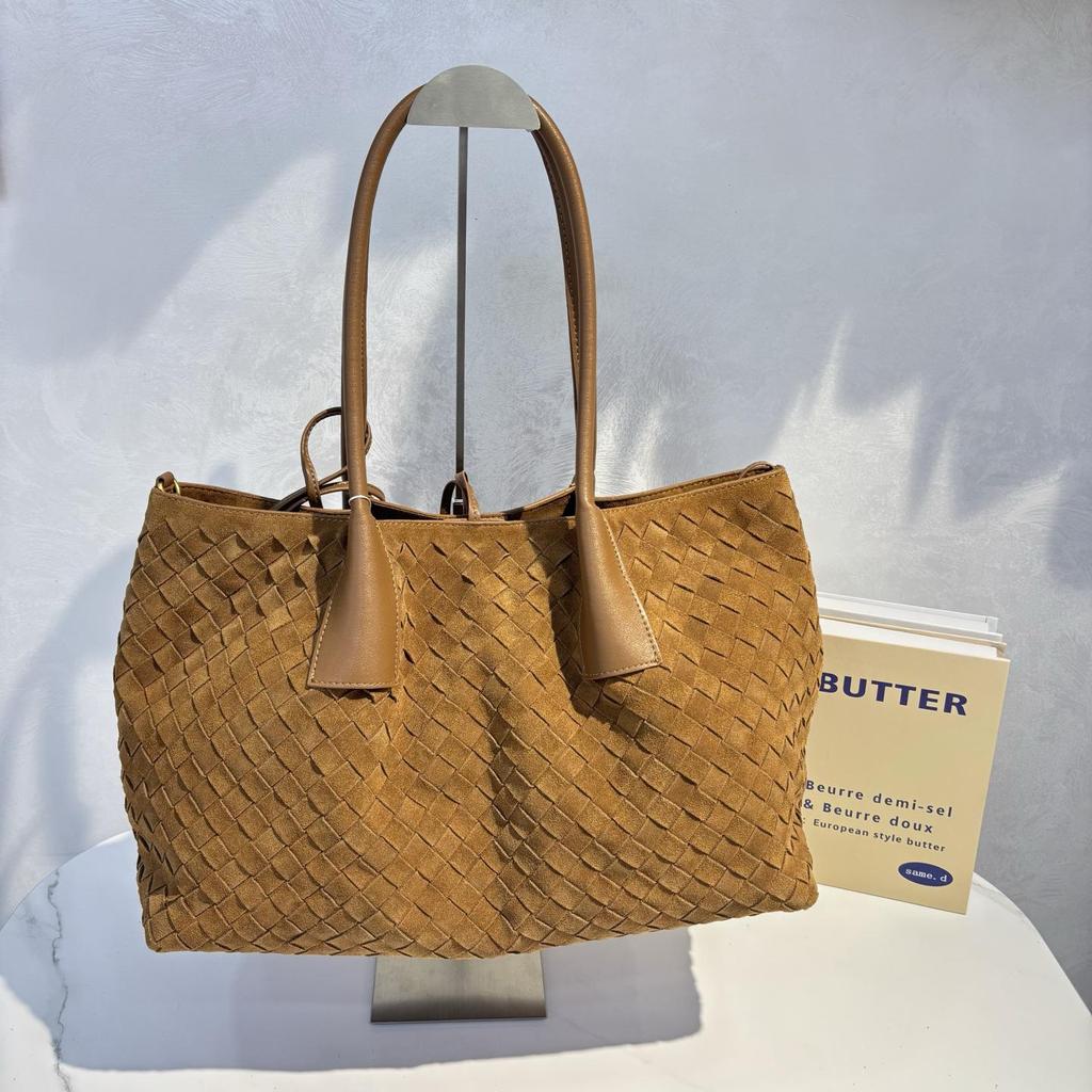 Осенняя ретро плетёная сумка-тоут из замши: Универсальная сумка через плечо и через плечо