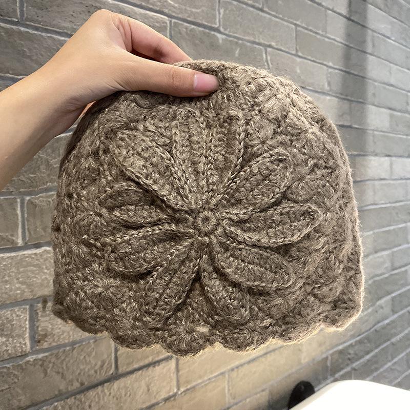 Autumn and winter ins niche warm versatile mohair knitted pullover hat women's fashion retro handmade crochet wool hat