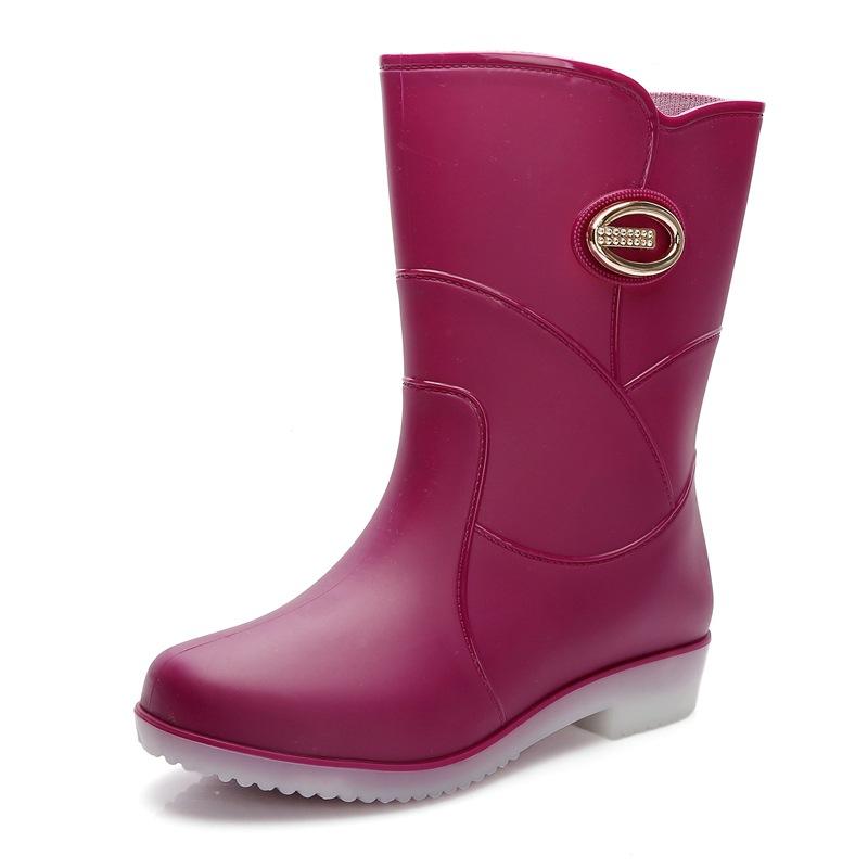 Новые резиновые сапоги женские модные резиновые сапоги средней высоты женские корейская версия трендовой рабочей обуви для взрослых женщин