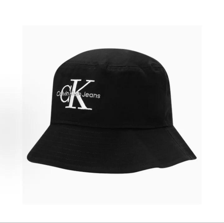 Calvin Klein Хлопковая панама, Контрастная белая перекрывающаяся вышивка CK, Широкие поля, Матовый черный, Защита от УФ, Повседневная, Для улицы, Рыбацкая шляпа HX0508-001