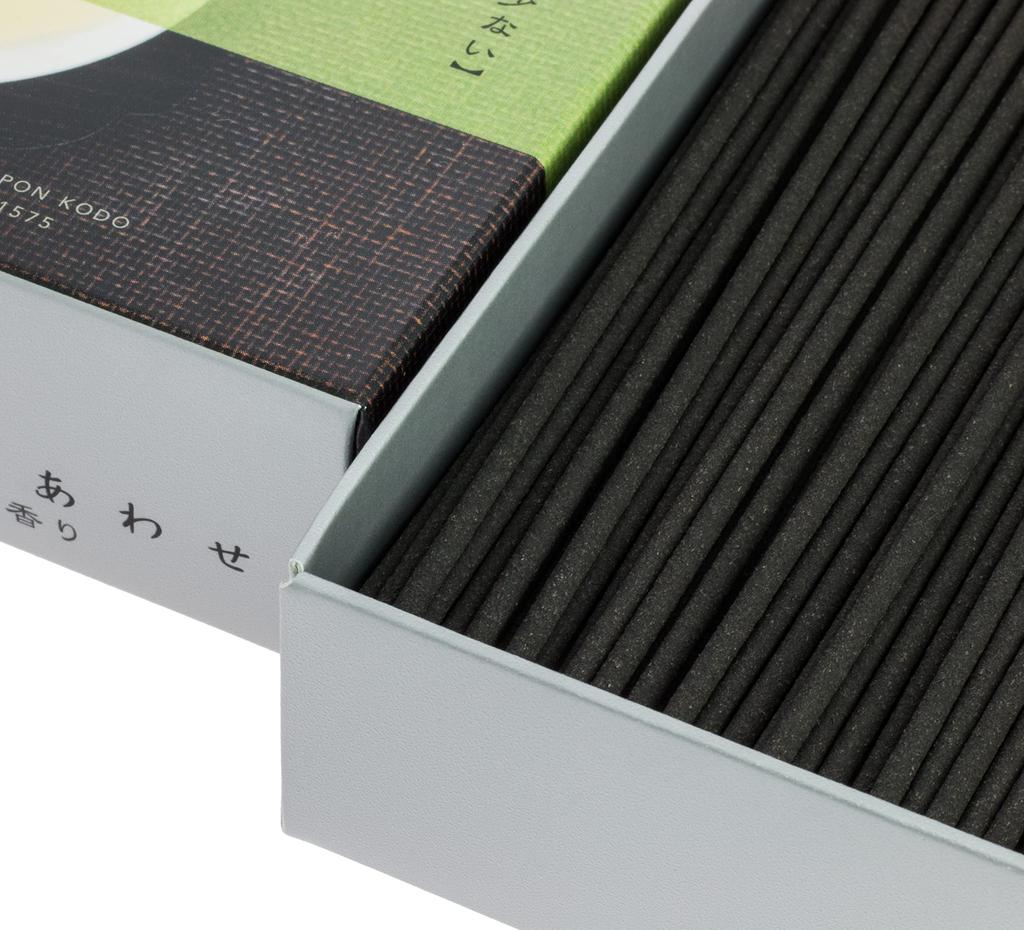 Ароматическая палочка Nippon Kodo с ароматом зеленого чая Длина 140 мм Содержимое 90 г Ароматизированная M-23602