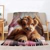 Фланелевое покрывало Highland Мини-корова HD Цифровая печать, подходит для диванов, кроватей, офисов, путешествий, походных кресел, теплое одеяло Подарок