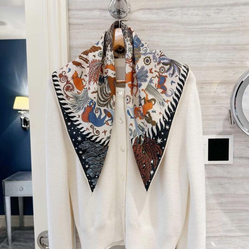 NINA SOLOR Double-Sided Silk Wool Blend Scarf