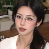 High-End Oval Gold Wire Glasses for Women: Stylish Small Frame with Anti-Blue Light Lenses