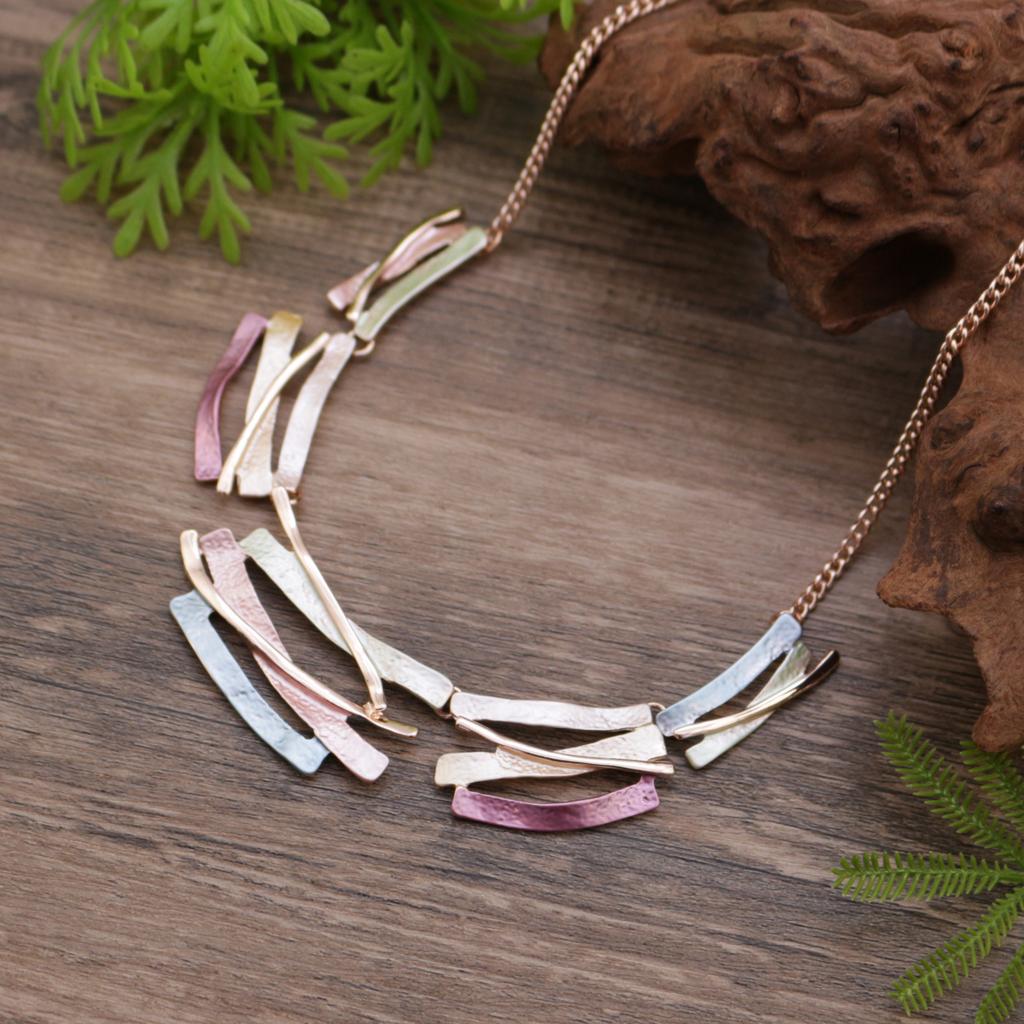 Эмалевый цвет полый геометрический цветок длинная подвеска, женская подвеска-ожерелье в форме сердца с высоким чувством универсальности