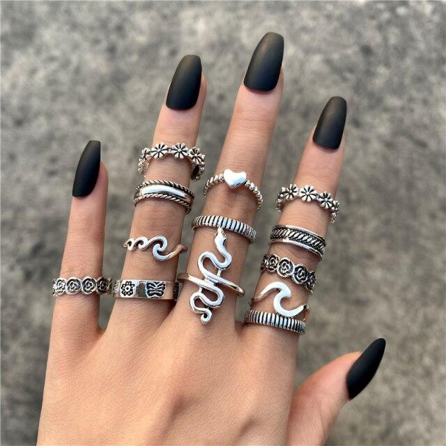17KM Retro Hiphop Snake Skeleton Skull Rings Set For Men Women Punk Silver Plated Butterfly Chain Rings 2022 Trend Jewelry Gifts