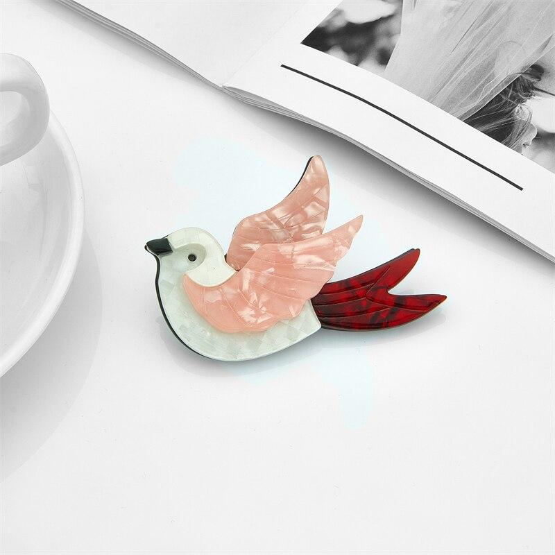 Blucome Акриловые броши для женщин, летящая птица, розовое перо, красный хвост, женская брошь, высокое качество, ювелирные изделия для девочек, одежда на сумке