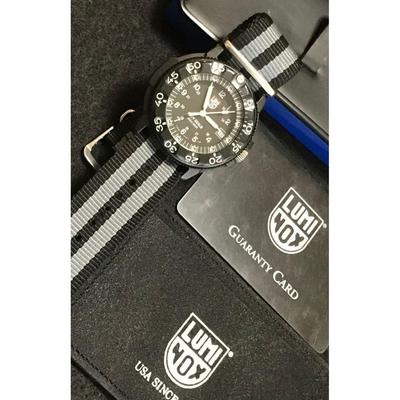 Б/у Luminox серия 3000 первый 007 цвет