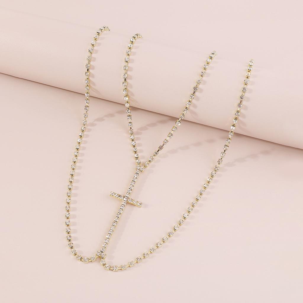 Sexy Halter Neck Body Chain For Women Fashionable Diamond Claw Chain Cross Chest Chain Nightclub Street Shooting Accessories