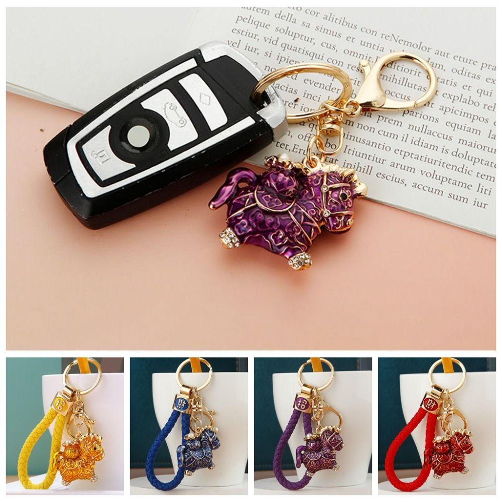 Exquisite Zodiac Horse Pendant Rhinestone New Year Pendant Fashion Horse Year Keychain Ornaments