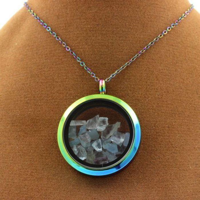 Stones and Minerals. Raw Aquamarine Necklace. Multicolored Model.