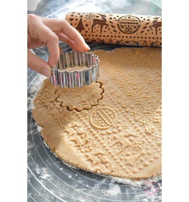 Christmas Imprint Rolling Pin 39 Cm