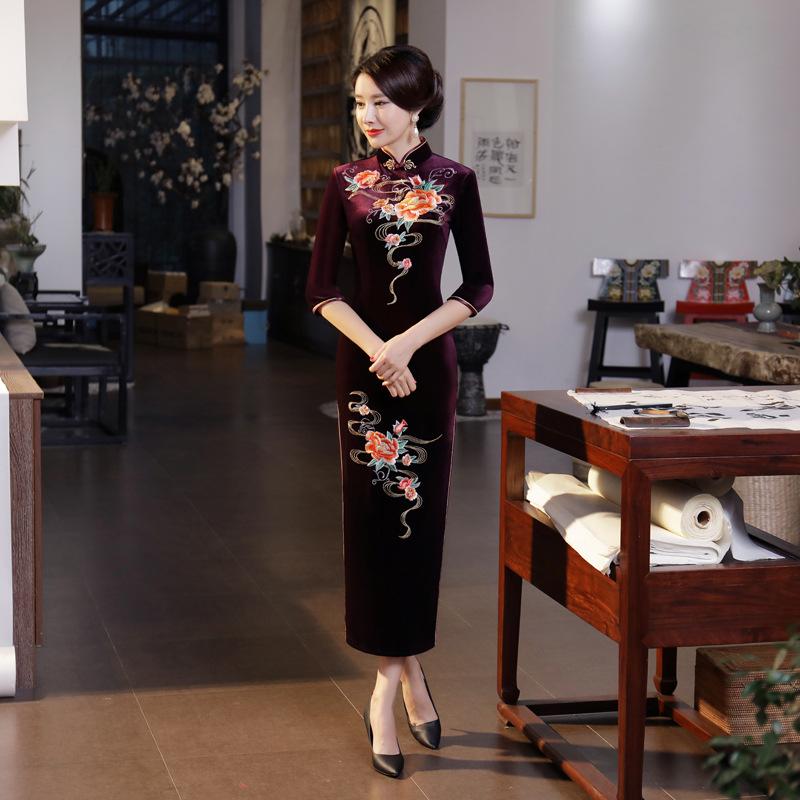T0018-B autumn and winter new velvet long cheongsam daily banquet large size performance clothes slim Chinese style