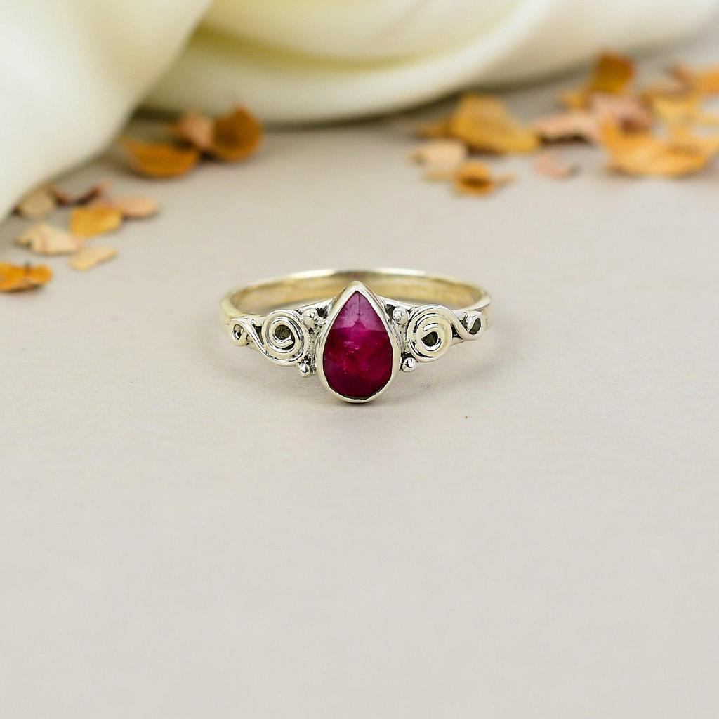 Кольцо из стерлингового серебра 925 пробы с индийским рубином
