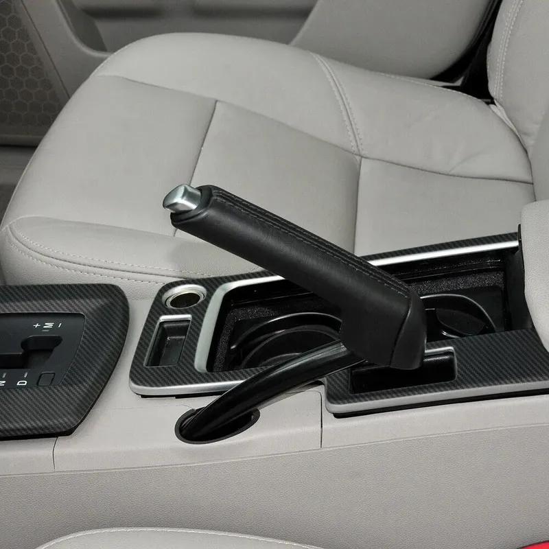 Для Volvo S40 V50 C30 Внутренняя центральная консоль Ручка двери Наклейки Декали 5D Углеродное волокно Стайлинг автомобиля Аксессуар