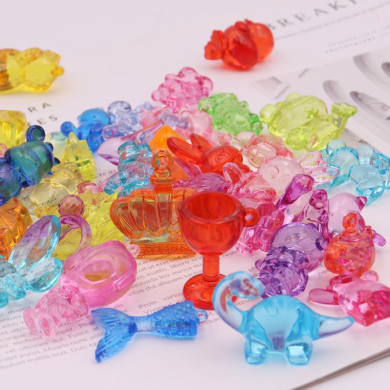 Kids' Gemstone Treasure Shell: Acrylic Diamond and Conch Archaeological Toy.