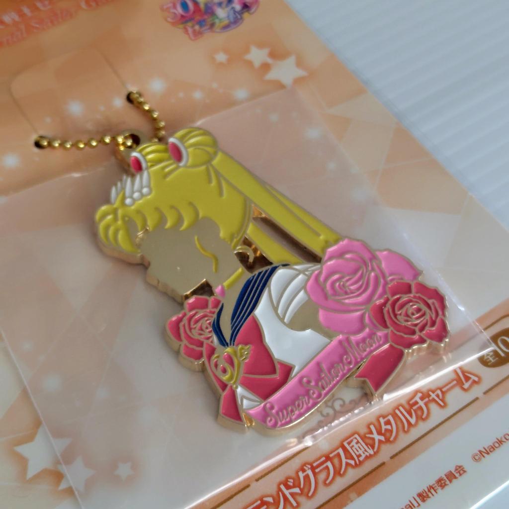 [Ограничено в Японии] Сейлор Мун USJ и Ichiban Kuji Редкий набор из 4 предметов - Заколка для волос и Браслет