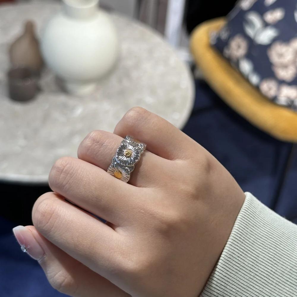Italian Handmade Brushed Bicolor Gold Daisy Ring Adjustable for Women Couple