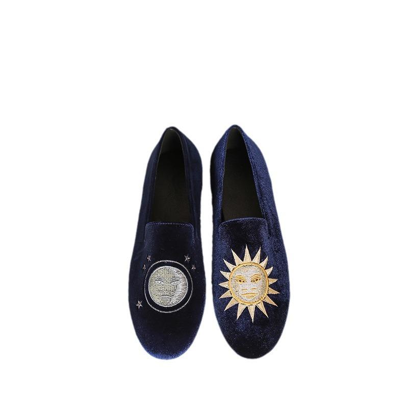 Ретро французская изысканная вышивка повседневные бархатные лоферы на мягкой подошве бини одинарная обувь женская