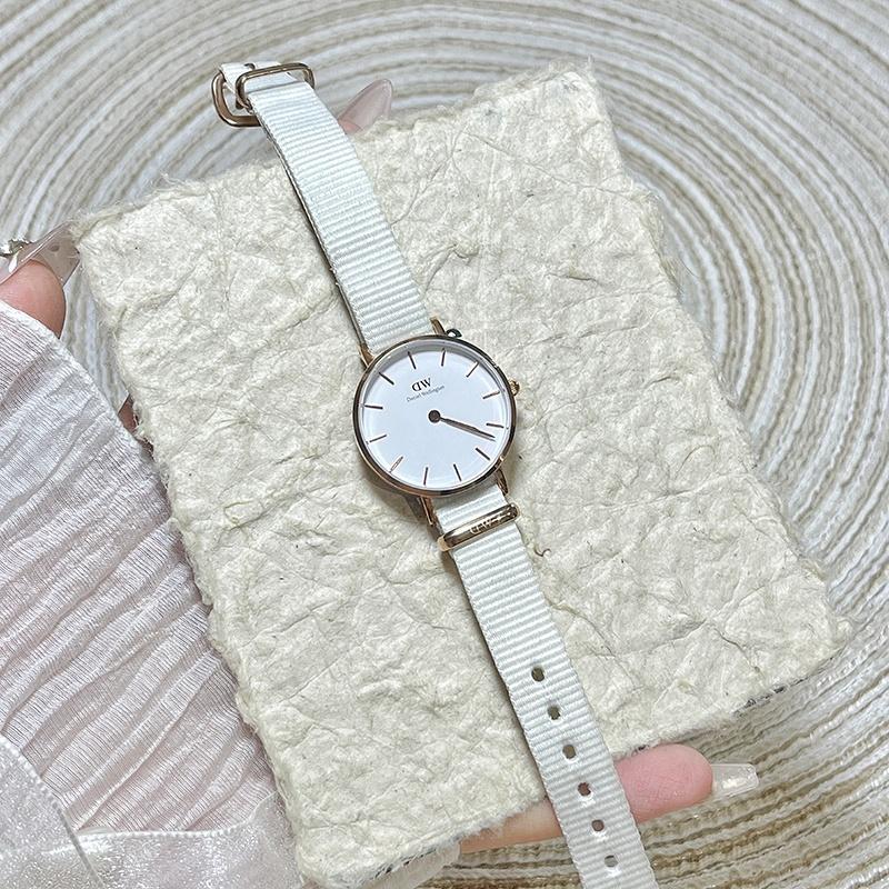 Daniel Wellington Watches for women, watches, quartz movement, canvas nylon fabric strap, white dial, women's watch, 30 meters waterproof DW00100313-3