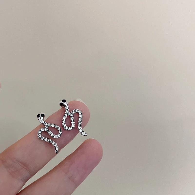 Full Crystal Rhinestone Snake Stud Earrings For Women Statement Unique Wedding Jewelry Brincos Pendientes