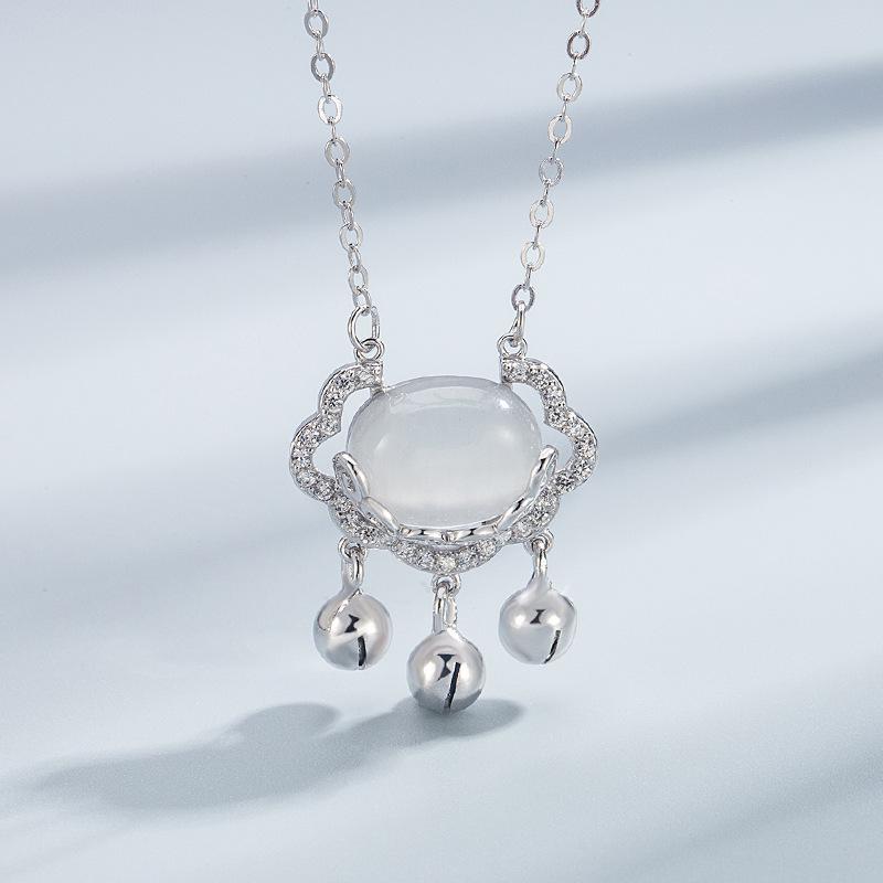 Серебряная цепочка с подвеской 'Замок Мира' из агата S925 – Счастливое Облако Долголетия для Женщин