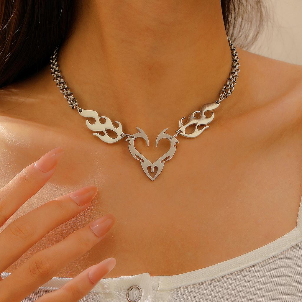 New Products Do Not Fade Fashionable Retro Flame Totem Hollow Personality Necklace Hip Hop Love Pendant Jewelry