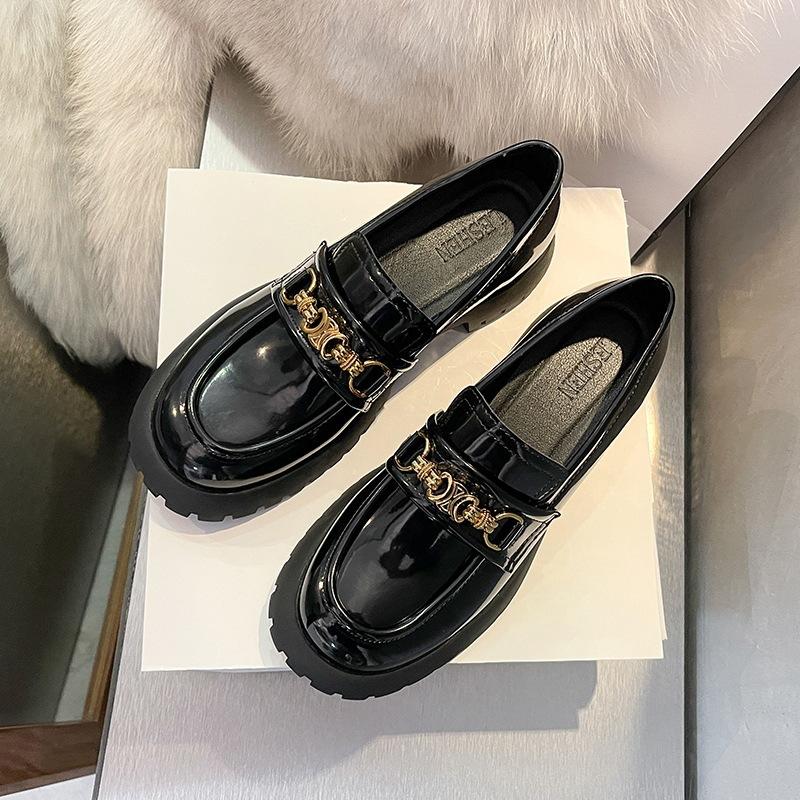 2024 новые туфли на платформе с круглой головкой и золотой пряжкой, женские туфли-лоферы в британском стиле в стиле ретро с небольшой кожаной обувью для женщин