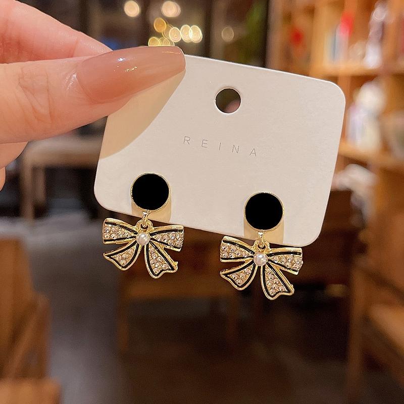 New Boho Black Enamerl Bowknot Hanging Earrings for Women Full Rhinestone Elegant Pearl Beads Wedding Ear Jewelry 2025 New In