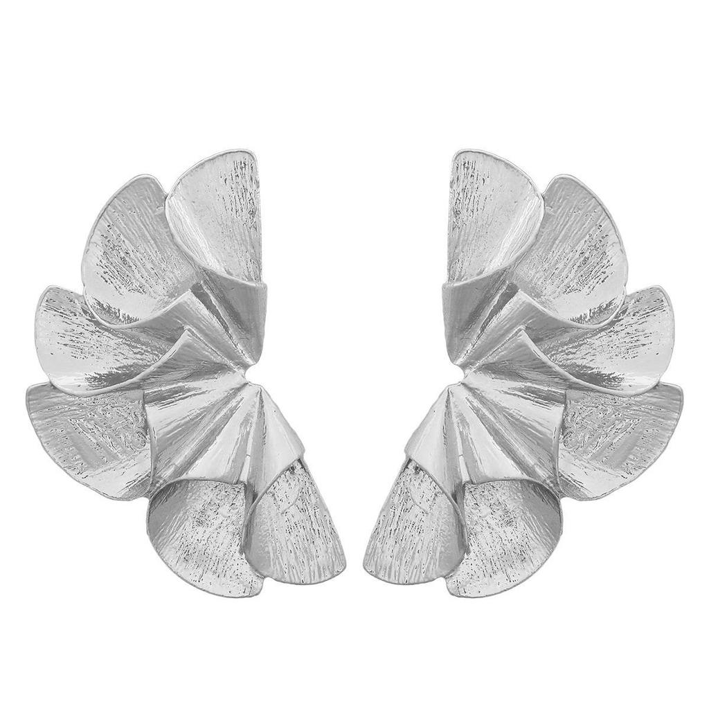 Trendy Metallic Floral Alloy Earrings: European & American Style