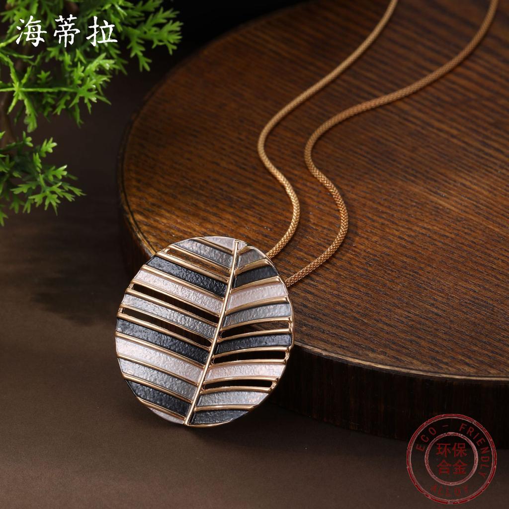 Новый эмалевый цвет полый круглый геометрический лист длинная подвеска женская личность круглый лист длинное ожерелье