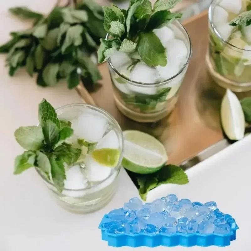 Формы для кубиков льда на 37 ячеек, морозильные, с крышкой, силиконовые, для маленьких кубиков льда, легко извлекаемые, многоразовые, в контейнерах-органайзерах или ведерке для льда