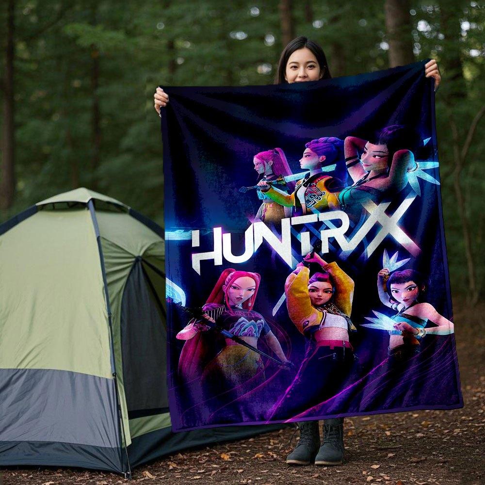 "HUNTRIX: The Ultimate Gaming Experience"Blanket Lightweight Flannel Throw Blanket for Sofa, Bed, Travel, Camping, Livingroom, Office, Couch