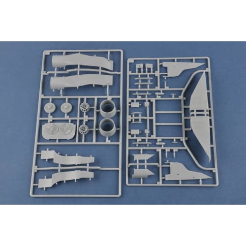 Hobby Boss 1/48 Scale Aircraft Series Russian MiG-31BM Fighter with KH-47M2 Supersonic Cruise Missiles and Kinzhal Plastic Model Kit 81770
