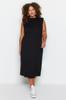 Women's Style Plus Size Black Crew Neck Padded Knitted Dress