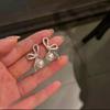 Серебряные серьги-кисточки с жемчугом и иглами - модные универсальные женские украшения