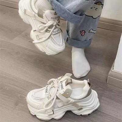 Женская обувь – Кроссовки