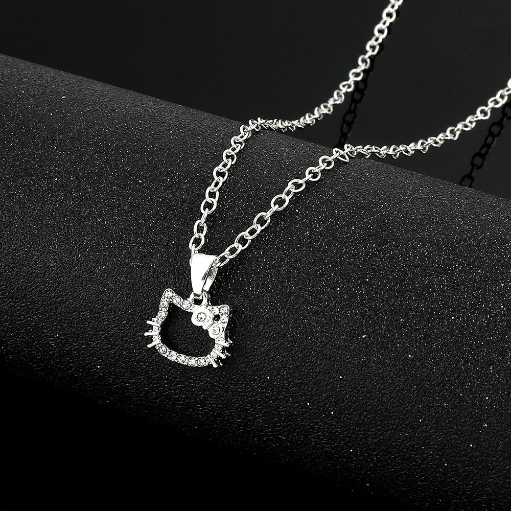 New fashionable KT cat pendant collar necklace, without gift box. Cute cartoonish girl KT cat pendant collar necklace. Suitable