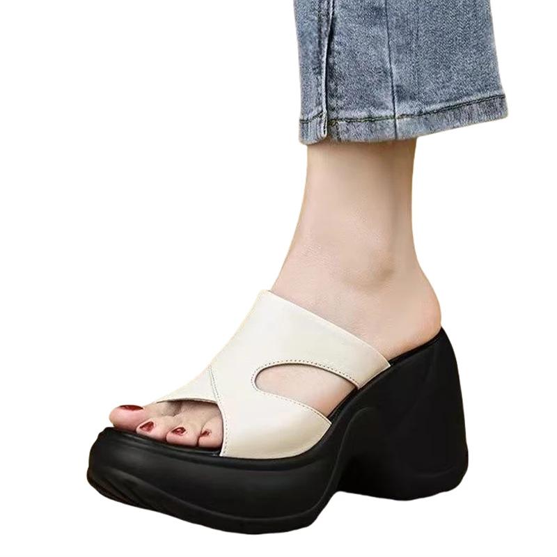 Модные женские клинья Платформенные тапочки Модная обувь Летние босоножки на каблуке 2025 Новые высокие каблуки Вьетнамки Женские шлепанцы Sandalias Mujer