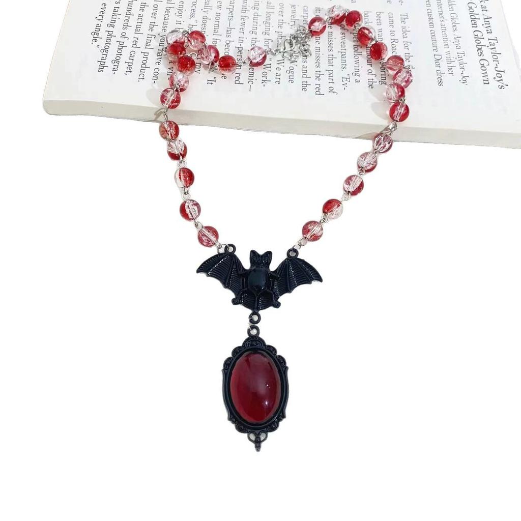 New Fashionable Dark Gothic Red Bat Crystal Necklace Halloween Men's And Women's Beaded Trendy Jewelry Accessory