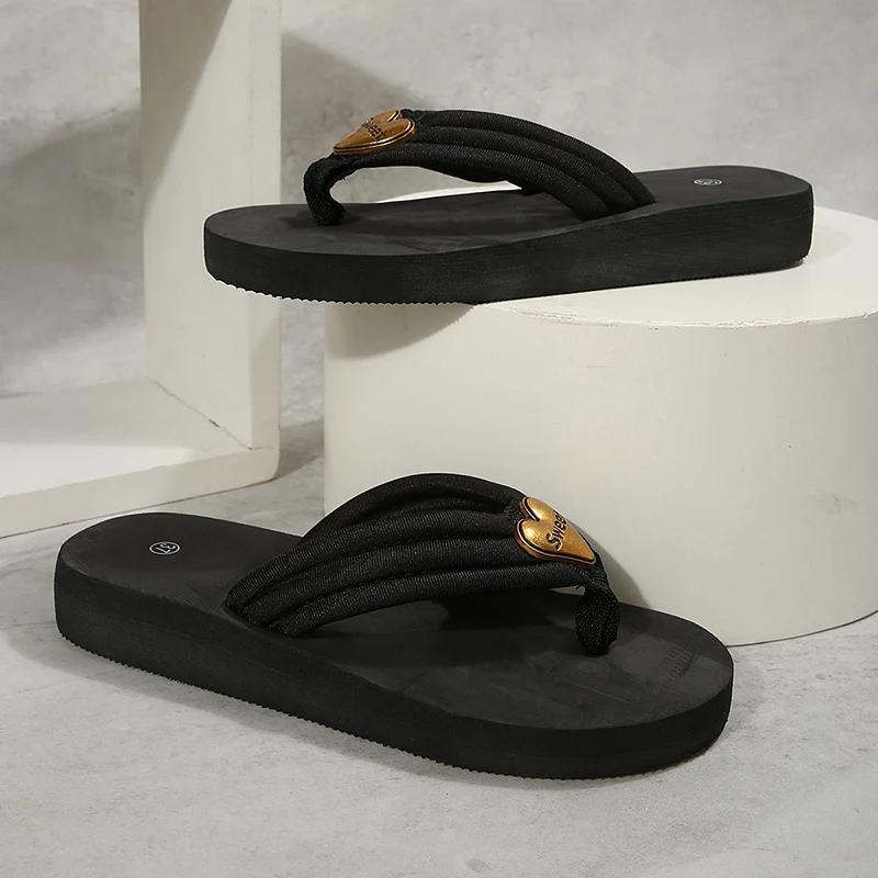 Fashion 2025 Heart Shape Flip Flops for Women Concise Thick Sole Wedges Slippers Female Outer Wear Beach Soft Bottom Sandals Ladies
