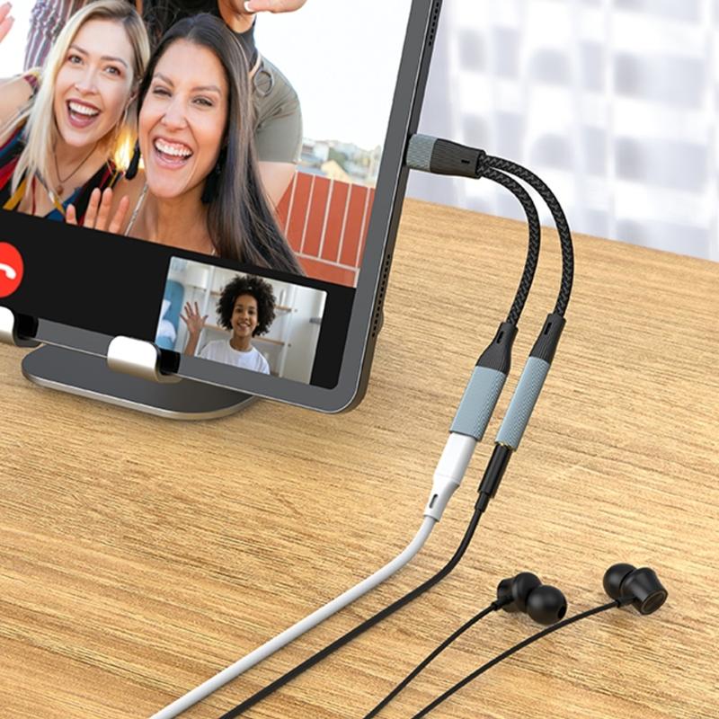 Адаптер USB C на 3,5 мм для наушников и зарядки Кабель-переходник Type C на 3,5 мм Быстрая зарядка PD60W и Аудиокабель 14 см