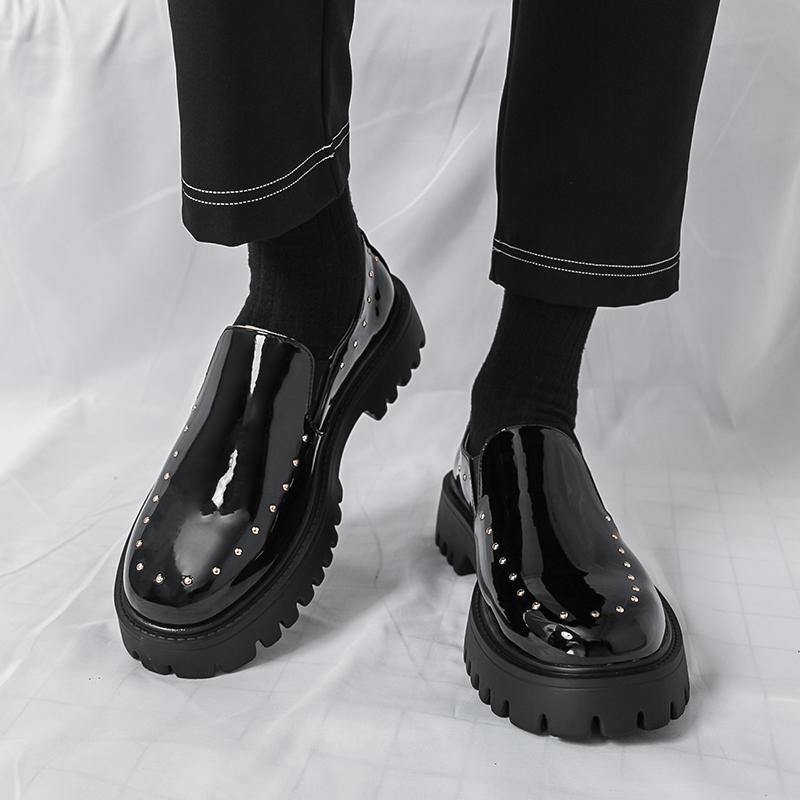 Лакированная кожа мужские туфли Модный минималистичный черно-белый стиль Вечеринка Повседневная офисная работа Уличная обувь Новые