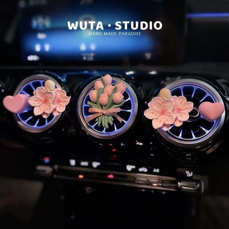 Car Decoration for Women: Tulip Car Fragrance, Car Perfume, Aroma Diffuser, Flower-Shaped Air Freshener, Interior Ornament