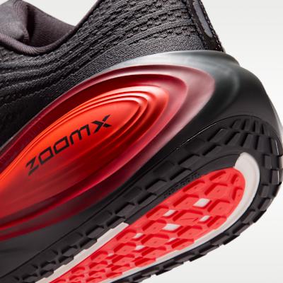 Nike Vomero Plus 'Антрацитовый Черный Ярко-Малиновый Университетский Красный'