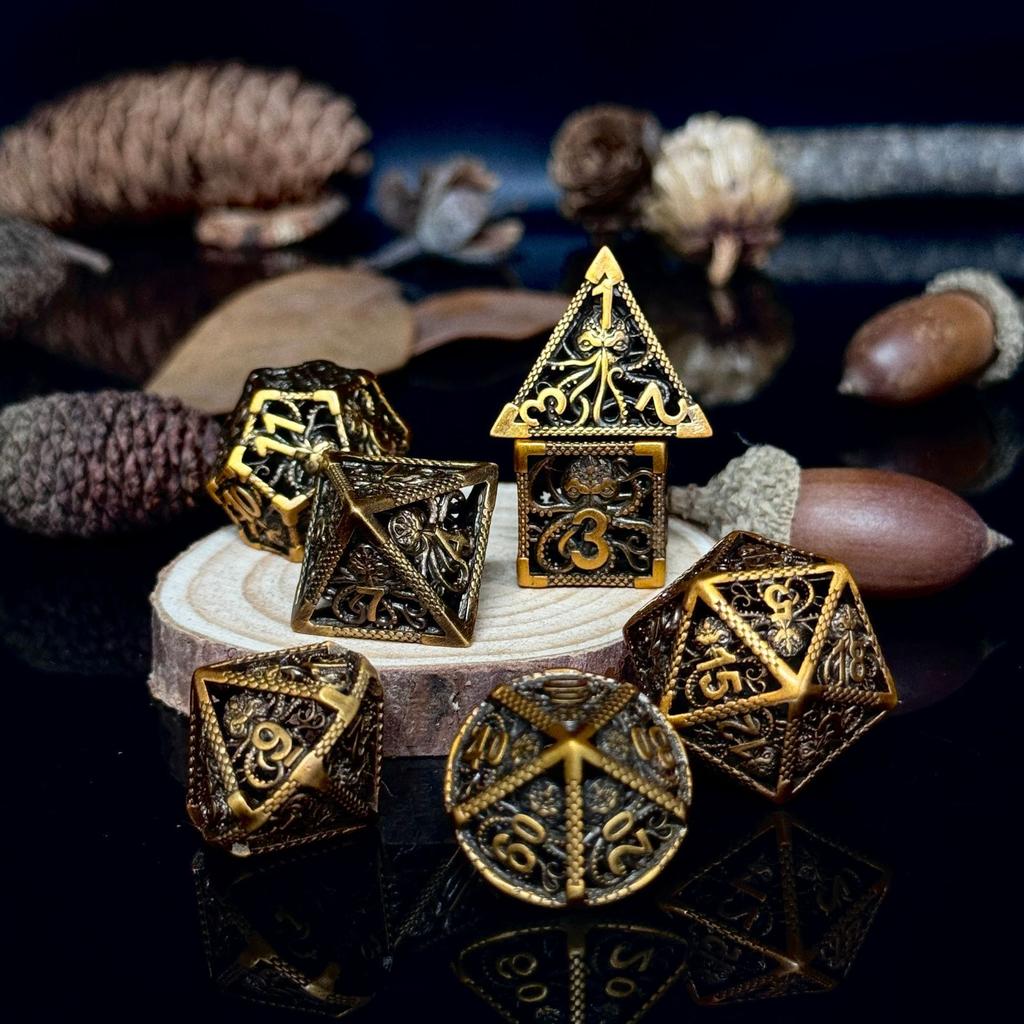 Zinc Alloy Hollow Polyhedral Colored Dice Set for D&D Dungeons & Dragons Role-Playing Board Game Right Angle