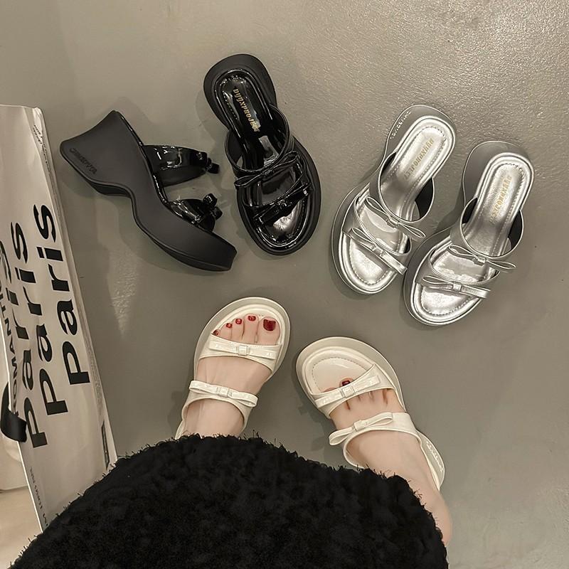 2024 летняя новая мода бант толстая подошва сказочный ветер прохладные женские толстый каблук корейская версия носить высокие каблуки тапочки